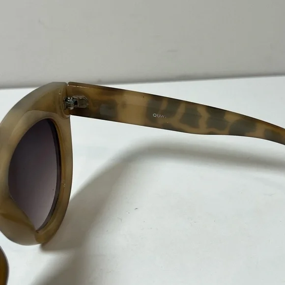 QUAY x SHAY Jinx Nomadchic Mitchell Sunglasses Desert Leopard MCM Glasses EUC